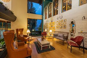 Honeymoon Inn