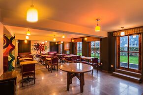Honeymoon Inn