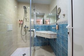 Aphrodite Beach Hotel