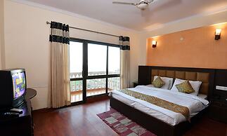 Dynasty Resort