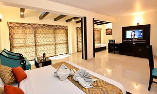 Dynasty Resort