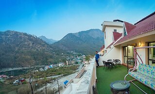 Dynasty Resort