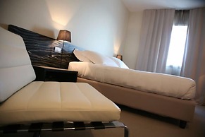 G Hotel