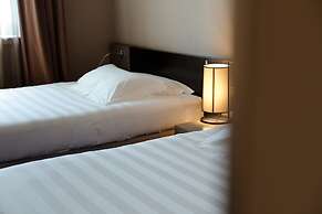 G Hotel