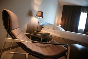 G Hotel