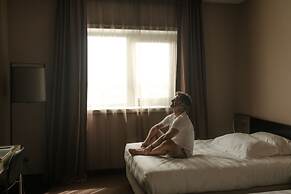 G Hotel