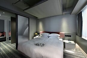 Xi Hotel