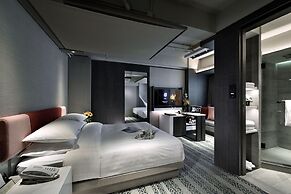 Xi Hotel