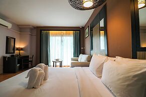 Royal View Resort
