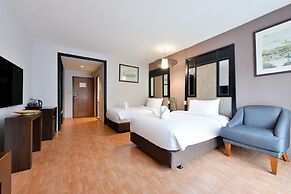 Royal View Resort