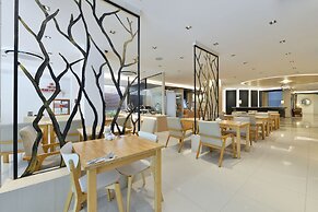 Royal View Resort