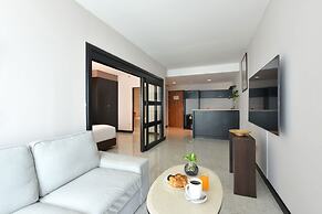Royal View Resort