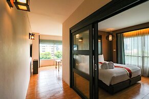 Royal View Resort