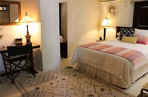 Sweetfield Manor