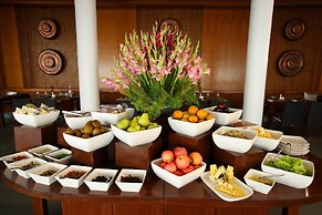 Moksha Himalaya Spa Resort