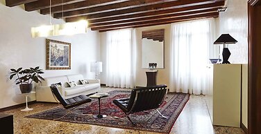 Palazzo Paruta & Wellness Apartments