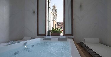Palazzo Paruta & Wellness Apartments