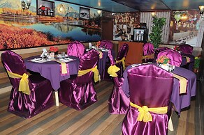 Royal Court