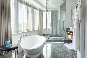 W Boston, a Marriott Hotel