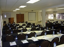 Elephant Lake Hotel