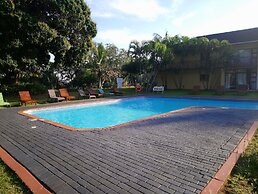Elephant Lake Hotel