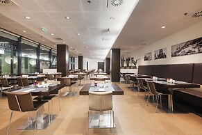Exe Budapest Center