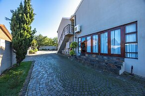 Ruslamere Hotel & Conference Centre