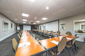 Ruslamere Hotel & Conference Centre