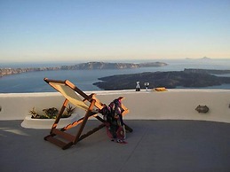 Irida Santorini
