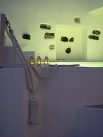 Irida Santorini
