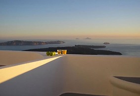 Irida Santorini