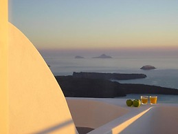 Irida Santorini