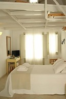 Irida Santorini