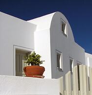 Irida Santorini