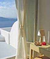 Irida Santorini