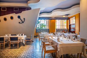 Iberostar Selection Rose Hall Suites - All Inclusive