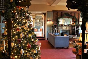 Ravenstone Manor
