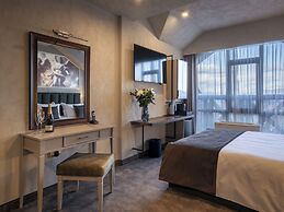 Premier Luxury Mountain Resort