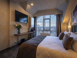 Premier Luxury Mountain Resort