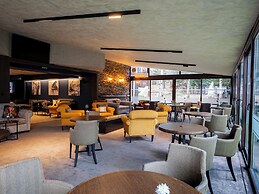 Premier Luxury Mountain Resort
