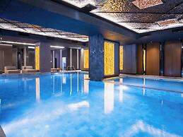 Premier Luxury Mountain Resort