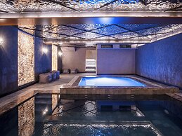 Premier Luxury Mountain Resort