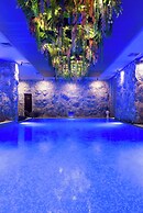Premier Luxury Mountain Resort