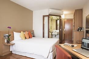 Novotel Lima San Isidro Hotel