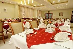 Safeer Plaza Hotel