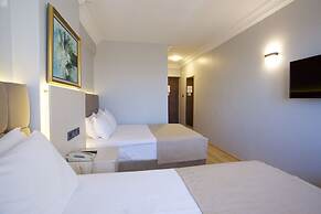 Grand Ant Hotel