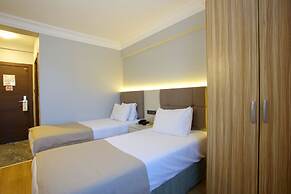 Grand Ant Hotel