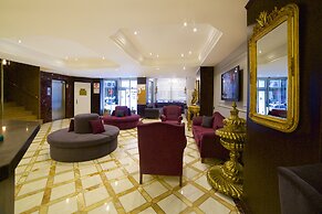 Grand Ant Hotel