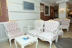 Royal Anka Hotel