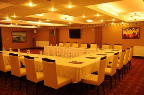 Royal Anka Hotel